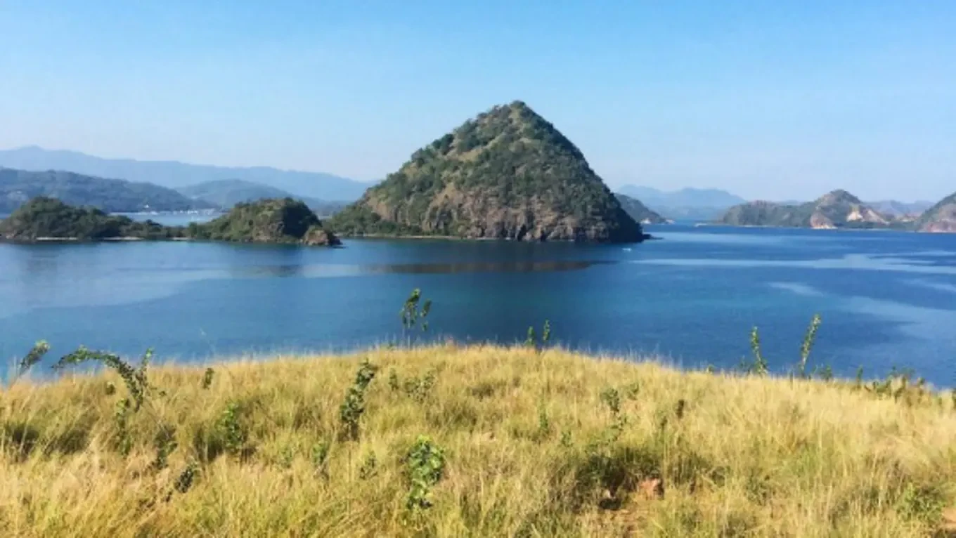 Waecicu Beach - Labuan Bajo
