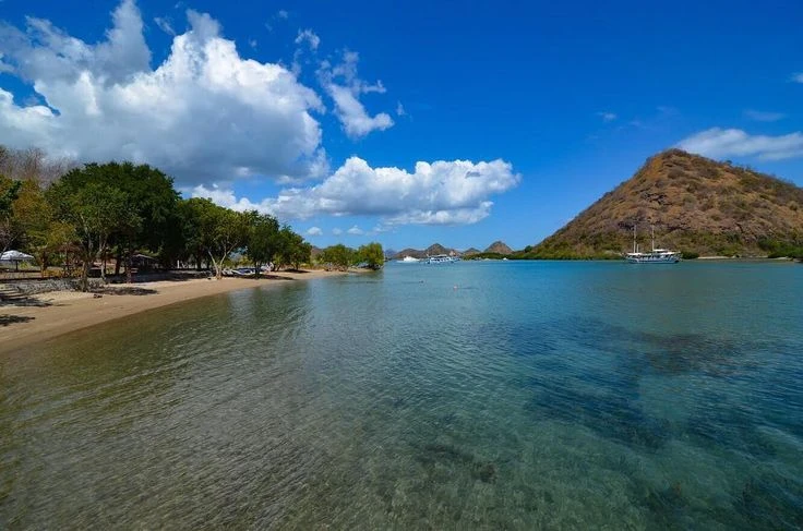 Waecicu Beach - Labuan Bajo