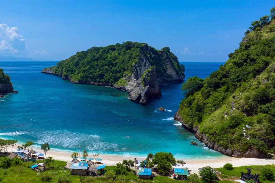 atuh beach nusa penida island