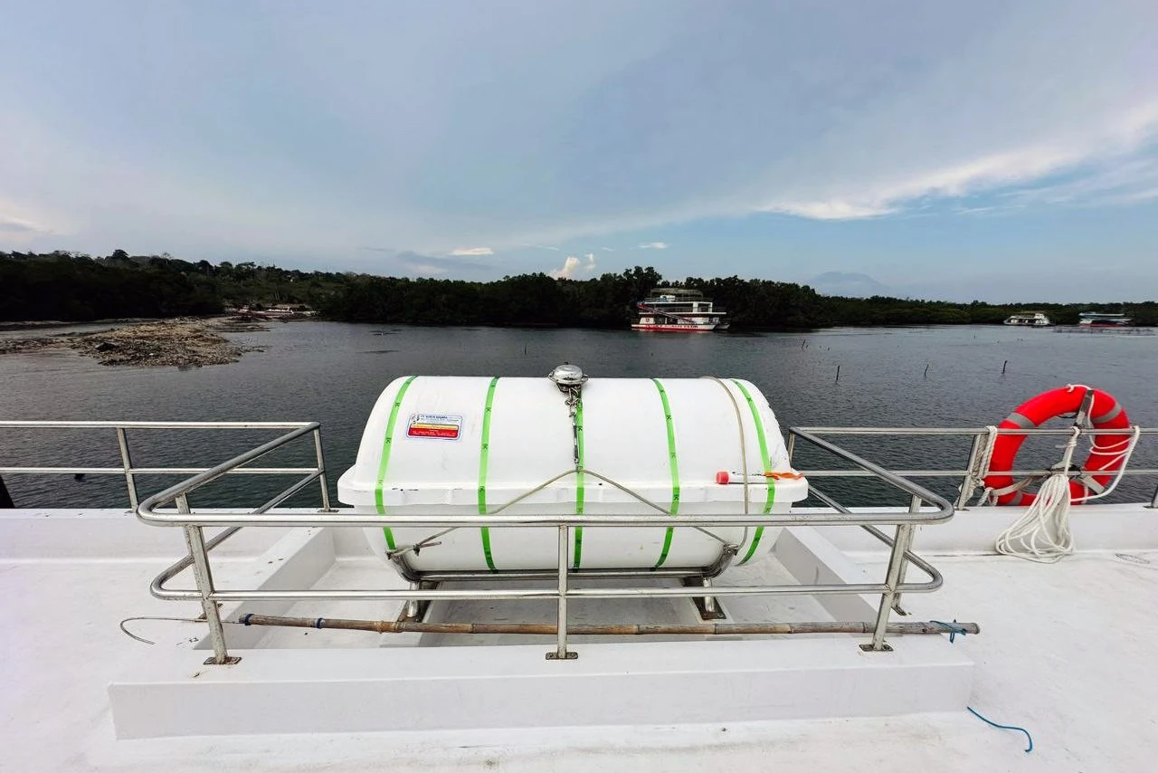 setia fast ferry safety equipment