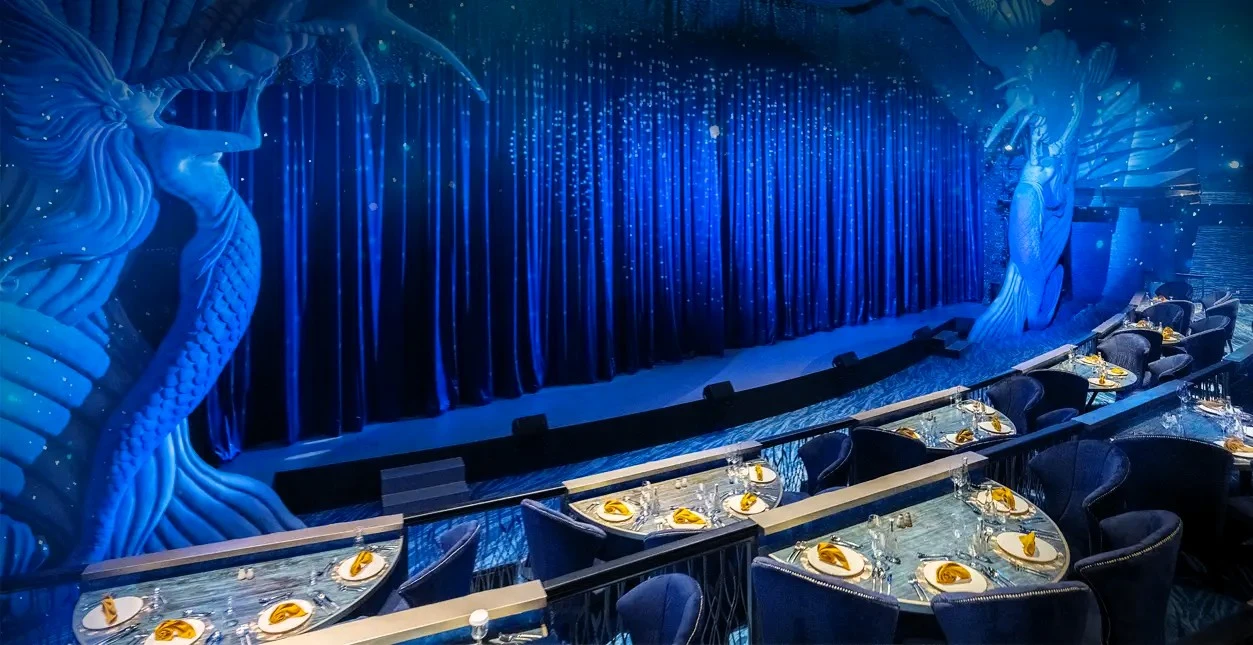 varuna, taman safari, underwater show, varuna theatrical 