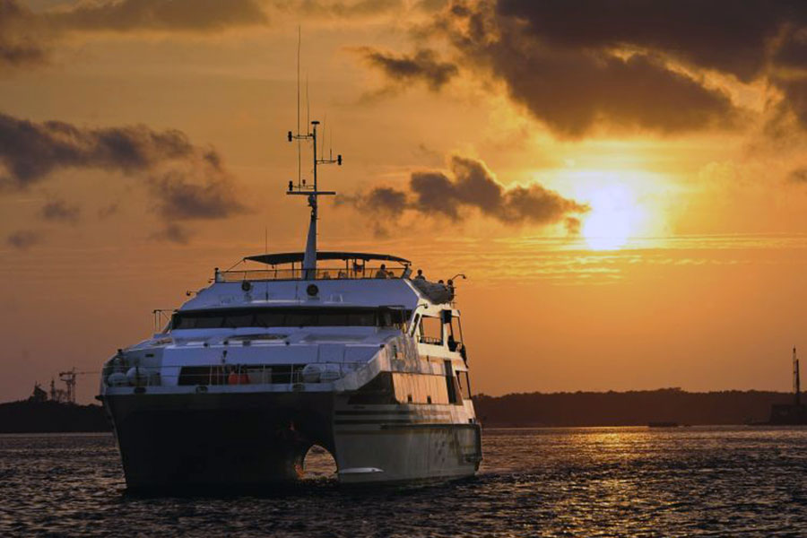 Bali Hai Vessel II, Sunset Dinner Cruise 