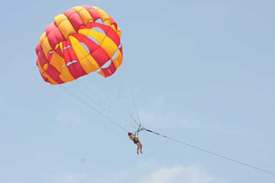 parasailing, tanjung benoa, water sports