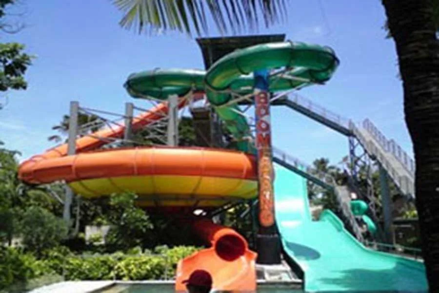 superbowl, boomerang, waterbom bali