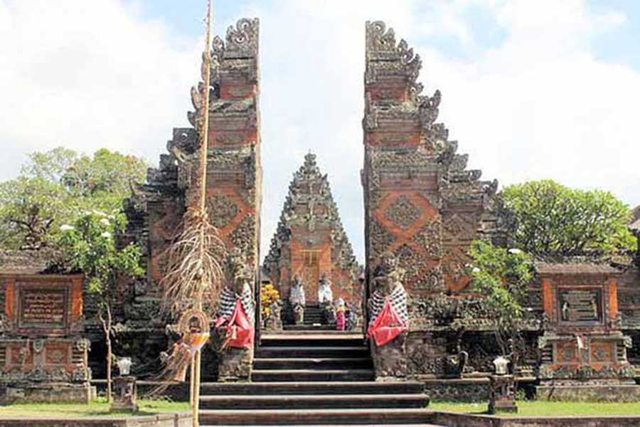 batuan temple, historical temple bali