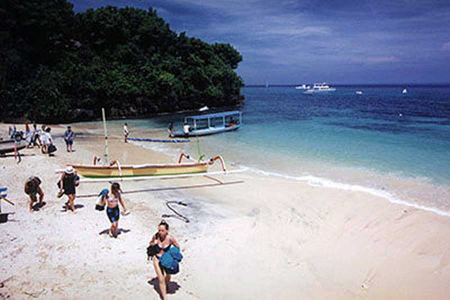 coconut beach view lembongan