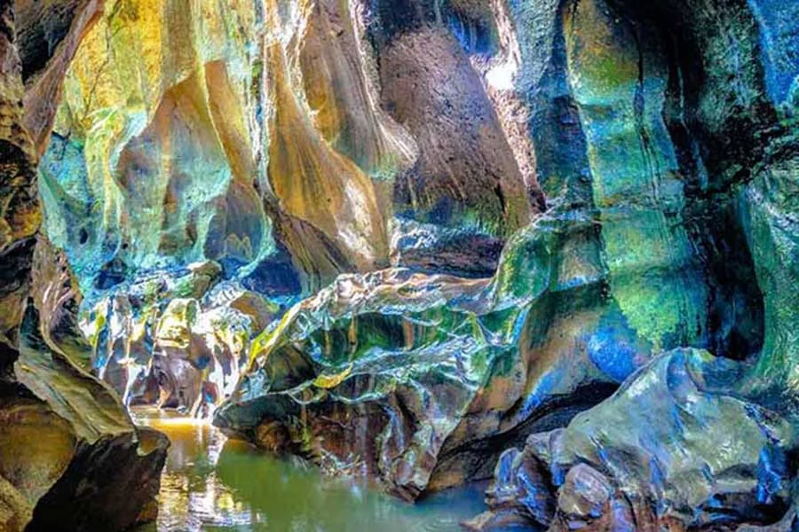 beji guwang, bali hidden canyon
