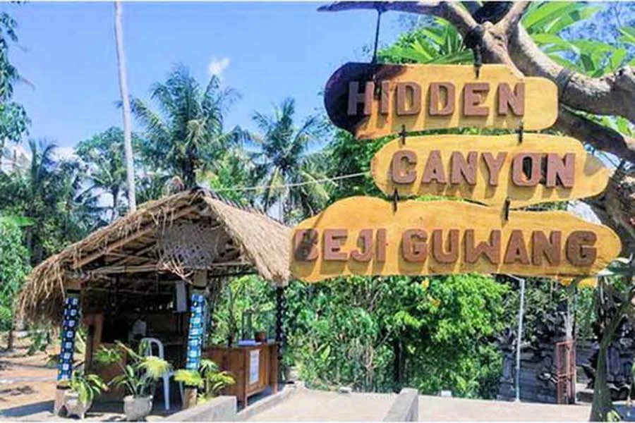 entrance view, beji guwang, hidden canyon bali