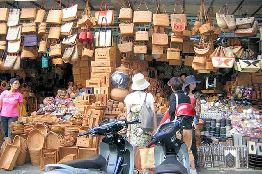 sukawati art market