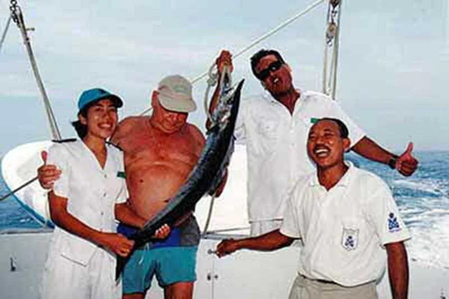 trolling fishing along the way to lembongan island